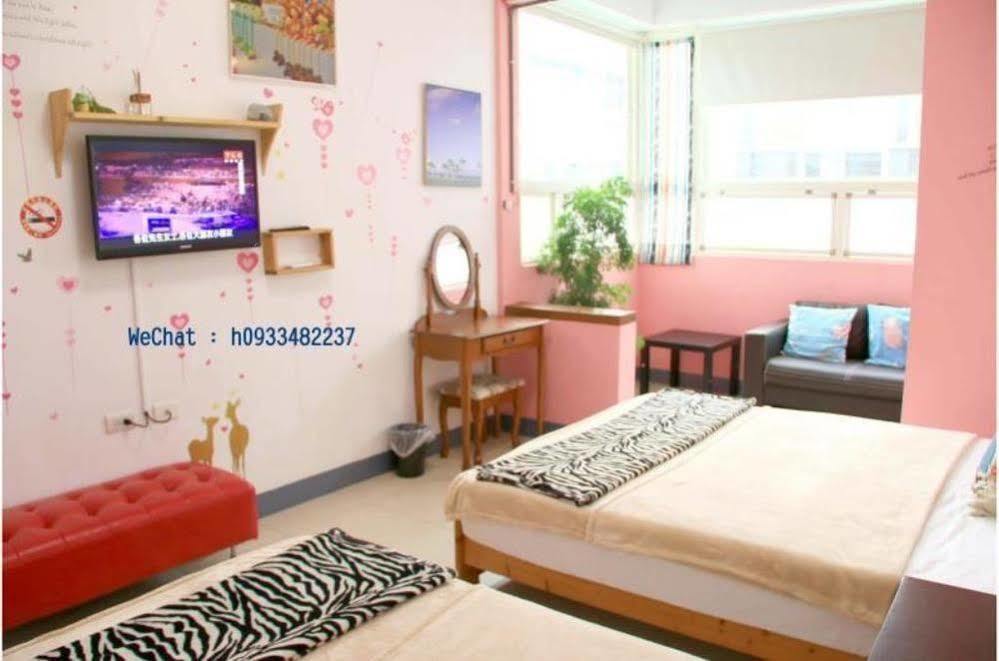 Ten Street B & B Città di Hualien Esterno foto